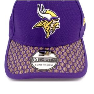 💐2/$25💐 New Era 39Thirty Minnesota Vikings Onfield Sideline Fitted Hat S/M